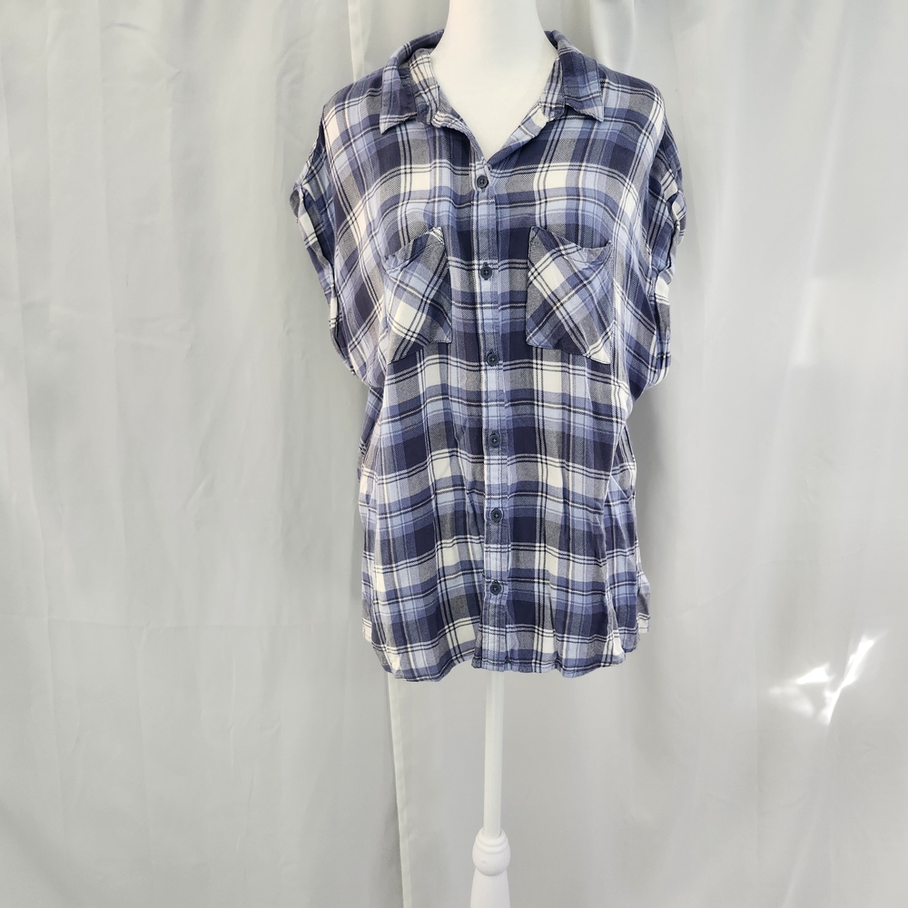beachlunchlounge Navy and White Plaid Shirt